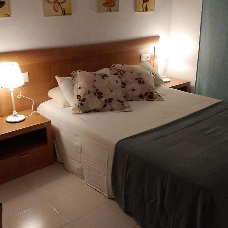 Apartamneto Vicente Blasco Ibanez Daire Torrevieja Dış mekan fotoğraf